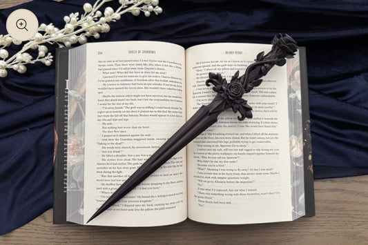 Rose Court Dagger - Onyx Black